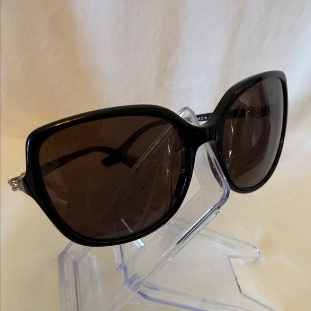 Moschino Sunglasses Black Rimmed Oversized Sunglasses Made in Italy M06730